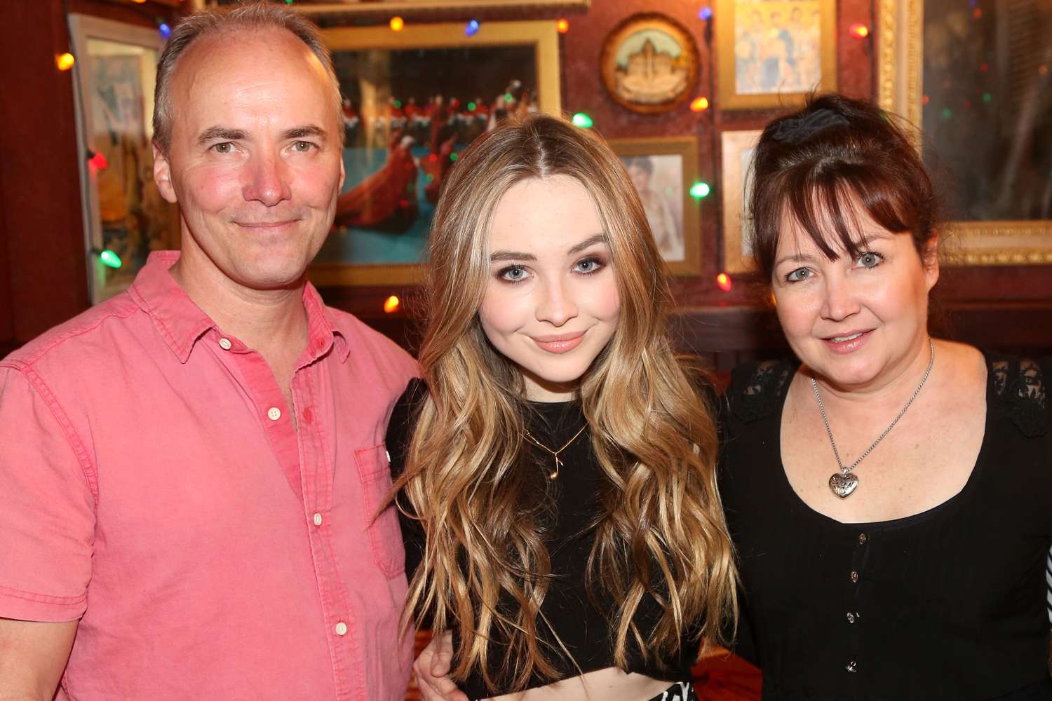 Sabrina Carpenter Parents: Meet David and Elizabeth Carpenter