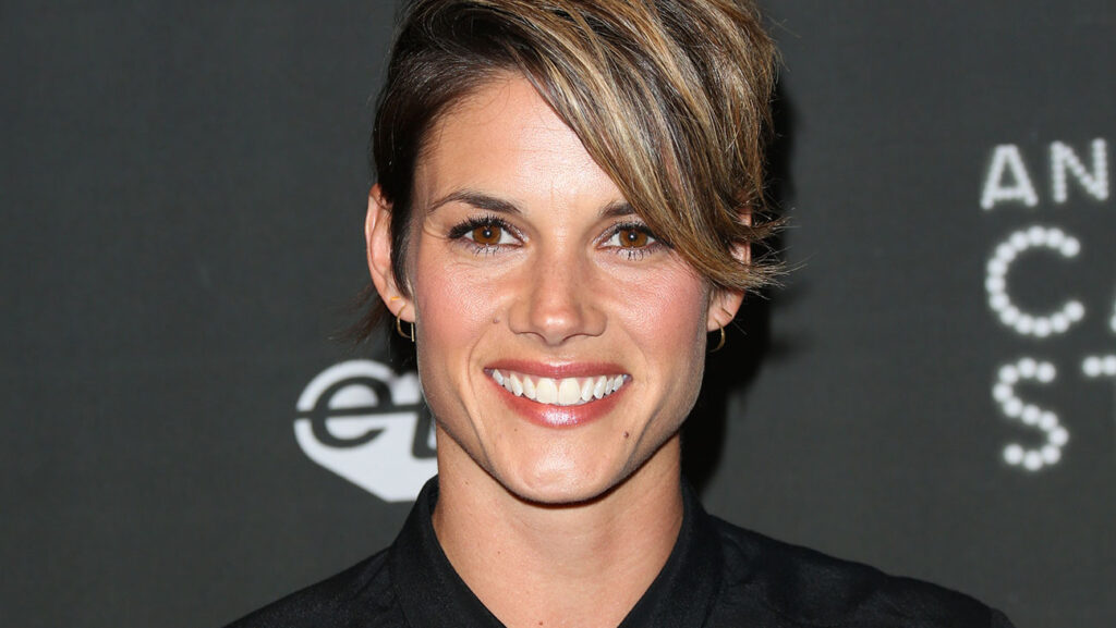 Missy Peregrym Bio, Age, Height, Husband, Parents, Children, Net Worth