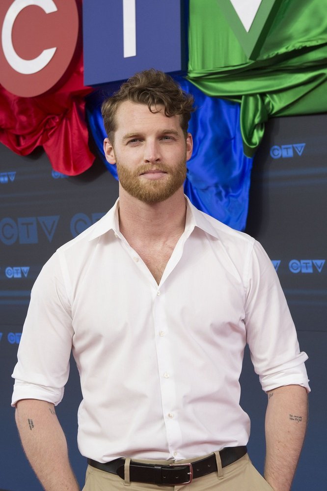 Jared Keeso Height: How tall is Jared Keeso?