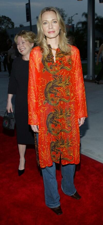 Susanna Thompson Height and Body Measurements 