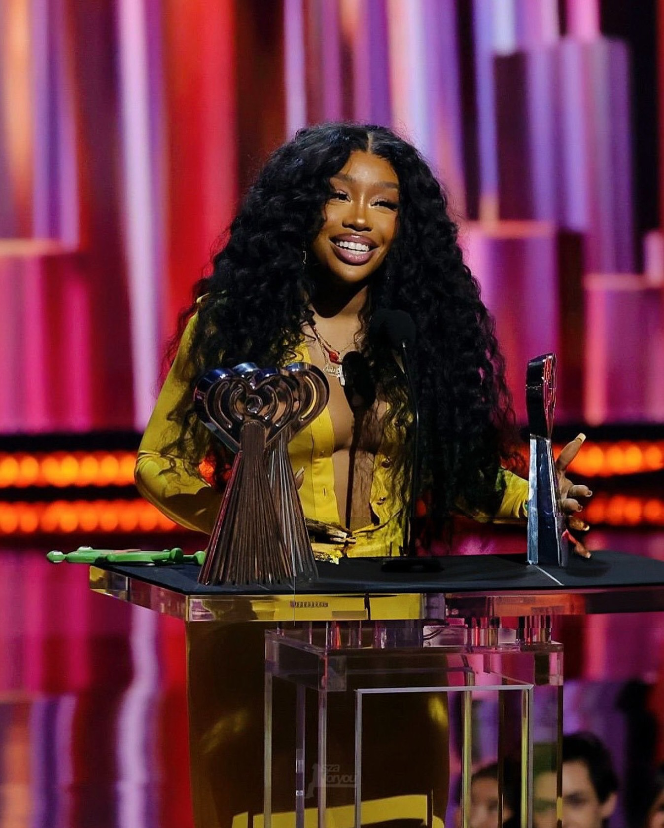 SZA Ethnicity: Where Is The R&B Singer From?