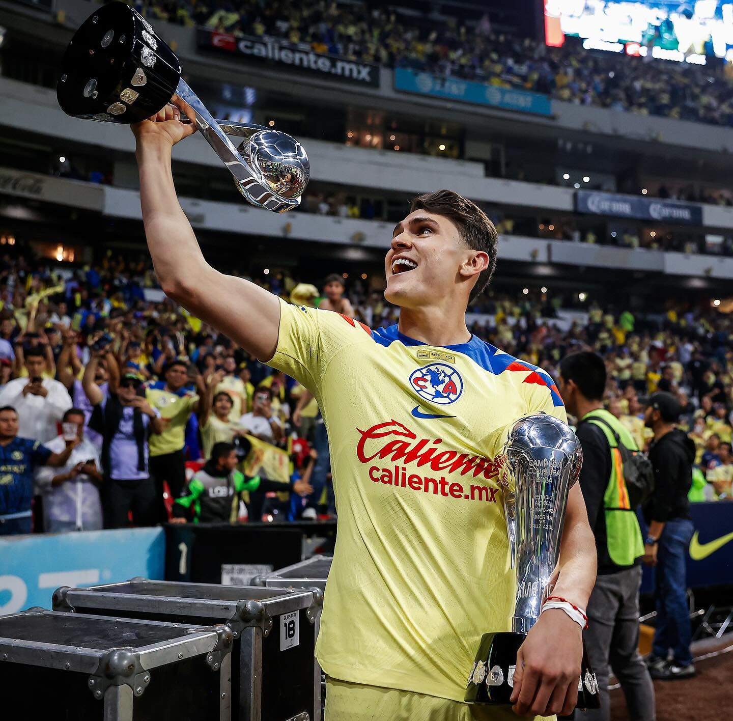 Israel Reyes’s Biography: All You Need To Know About The Mexican Footballer