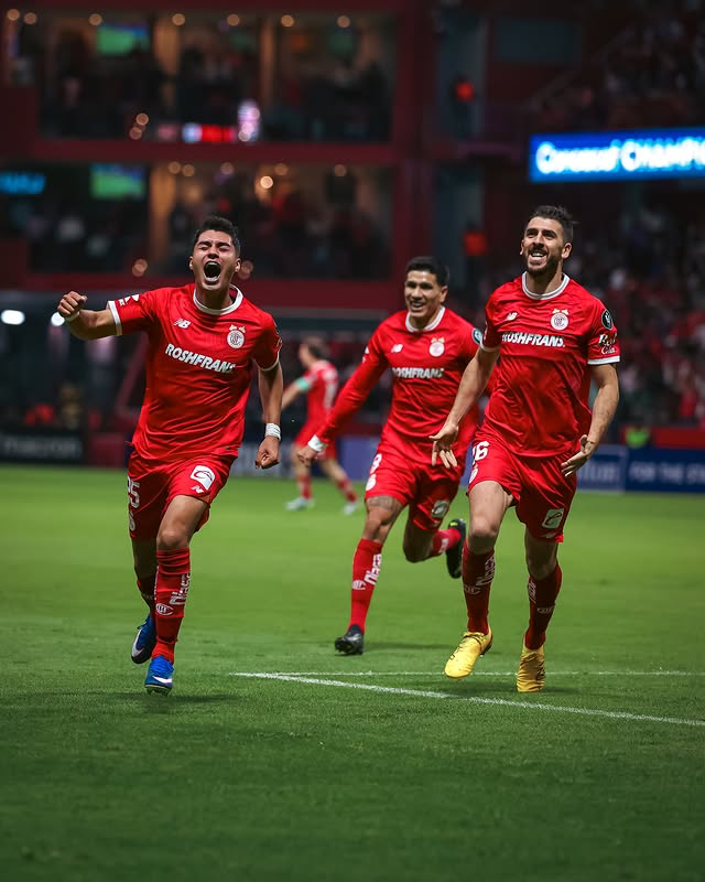 Everardo López’s Family, Career Achievements, International Career and Weekly Earnings
