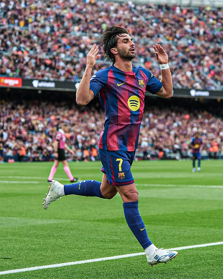 Ferran Torres’ Height: How Tall Is He?