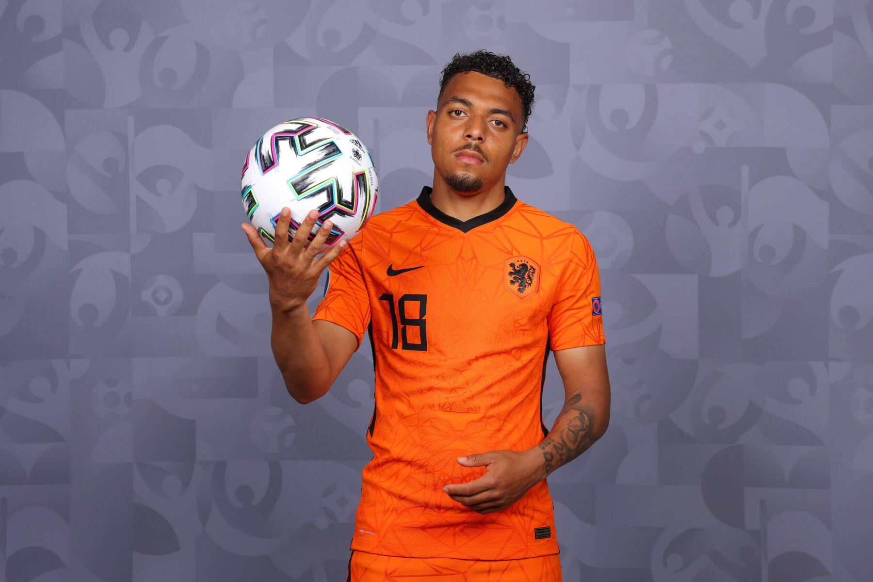Donyell Malen’s Biography, Age, Family and Height