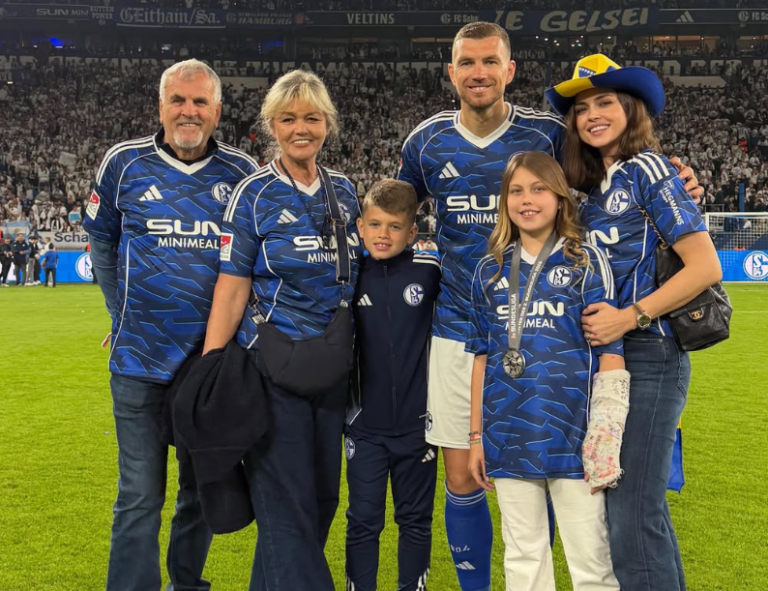 folarin balogun parents and family Image 1