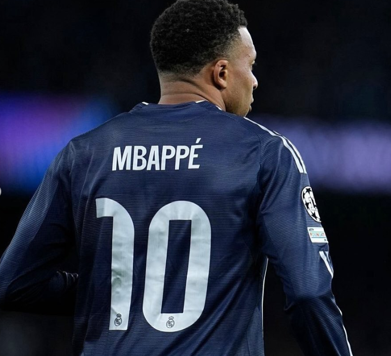 kylian-mbappe-biography