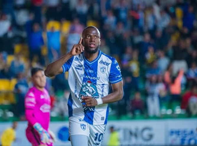 enner-valencia-bio